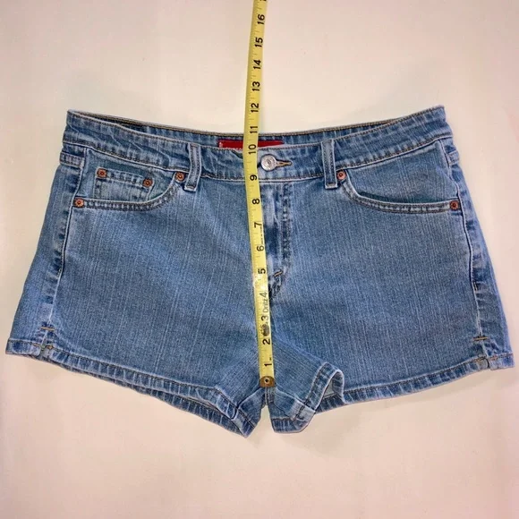 Vintage Levi’s SuperLow Stretch Denim Shorts (13 Junior) - Picture 8 of 15